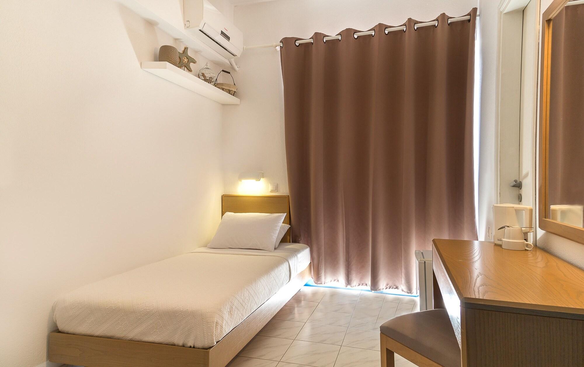 Hotel Nathalie Иксиа Экстерьер фото
