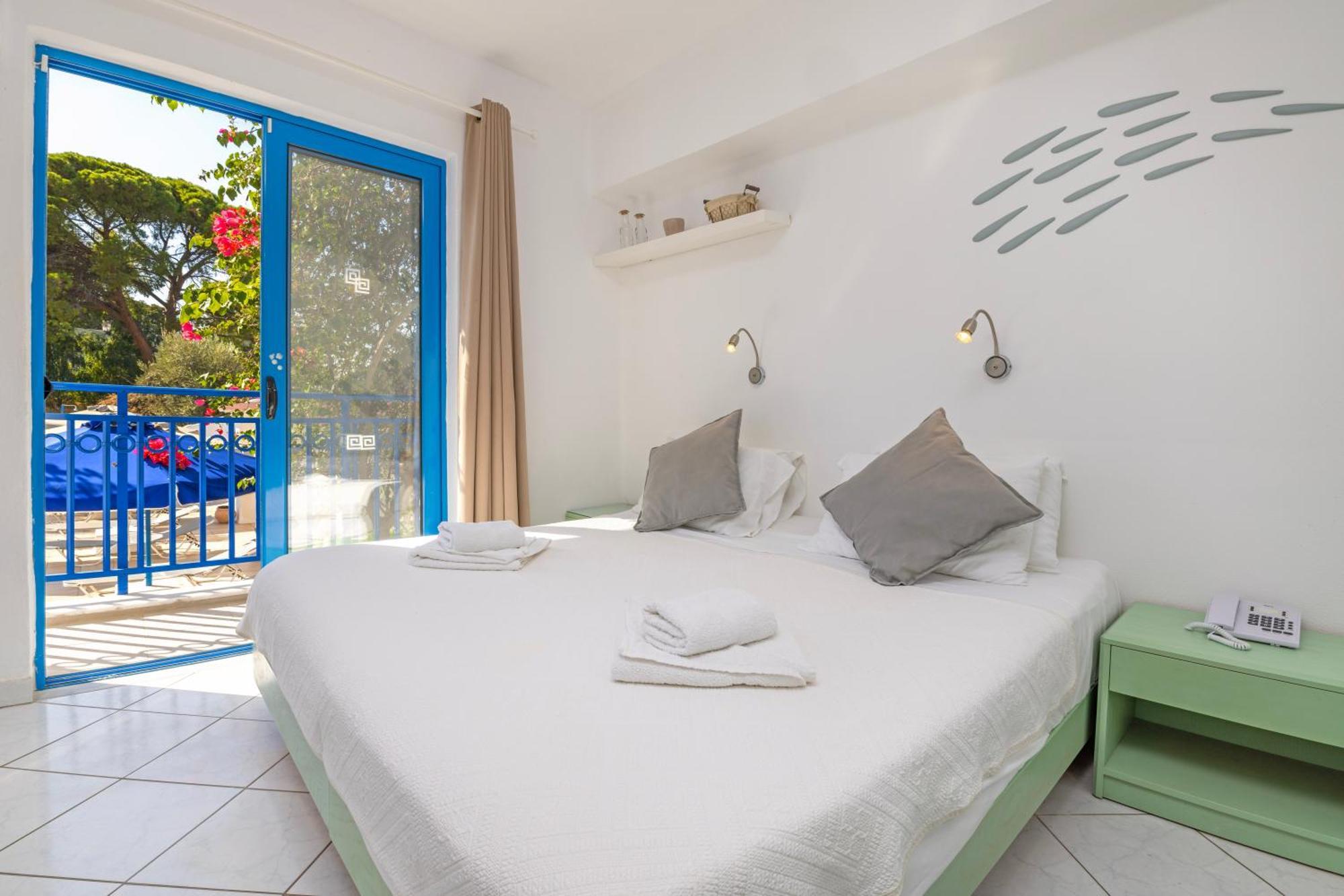 Hotel Nathalie Иксиа Экстерьер фото