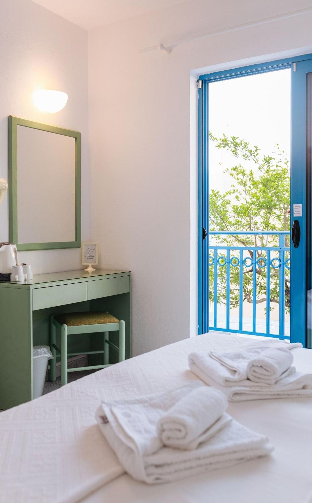Hotel Nathalie Иксиа Экстерьер фото